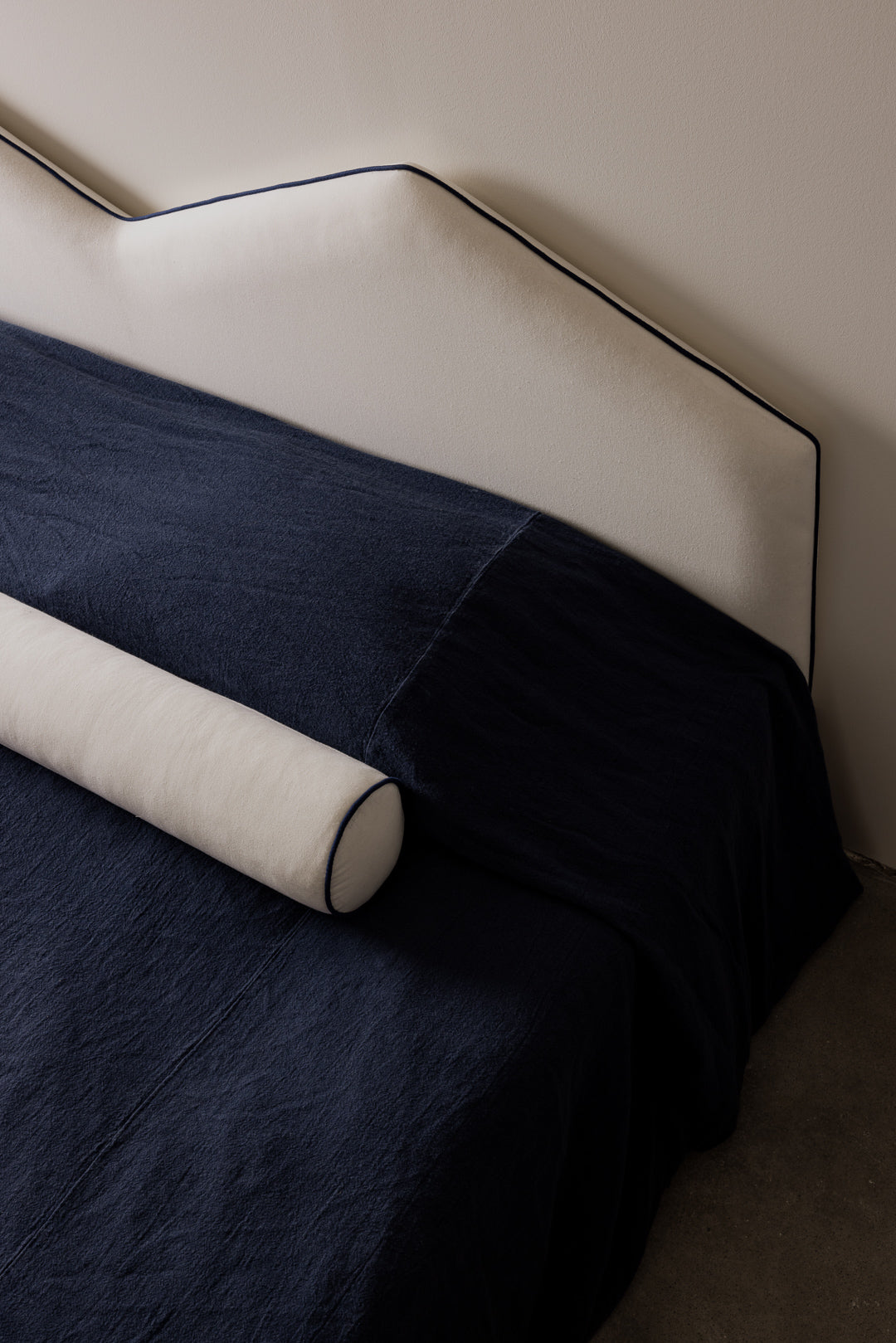 RACHEL DONATH DUPONT BEDHEAD AND BOLSTER